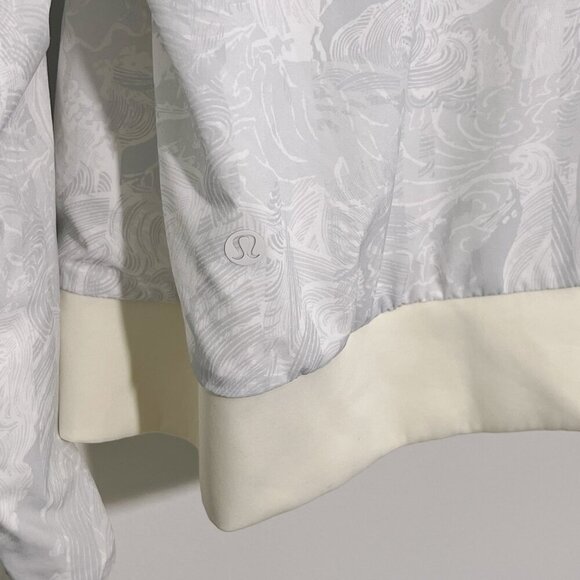 Lululemon Lightweight Reversible Casual Sporty Chic Bomber Jacket White 12 NWOT - Picture 11 of 12